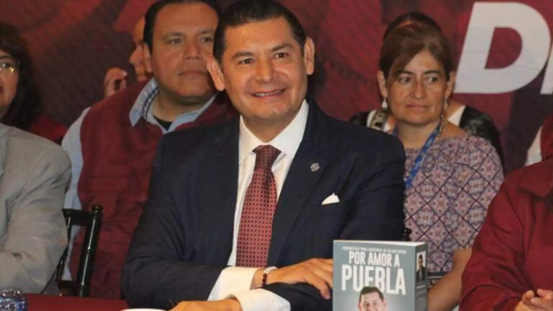 Alejandro Armenta parte primero en preferencia electoral